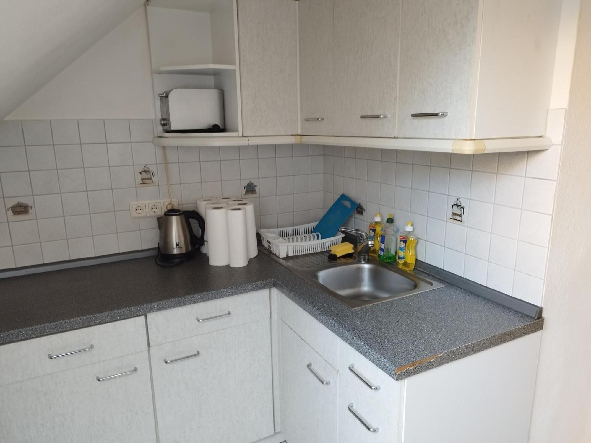 Flex Aparts - Grosse, Moeblierte Wohnung In Zwickau Mit 2 Zimmern Zewnętrze zdjęcie